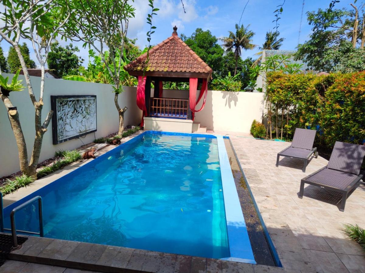 Rosseno Villa Yogyakarta Kültér fotó