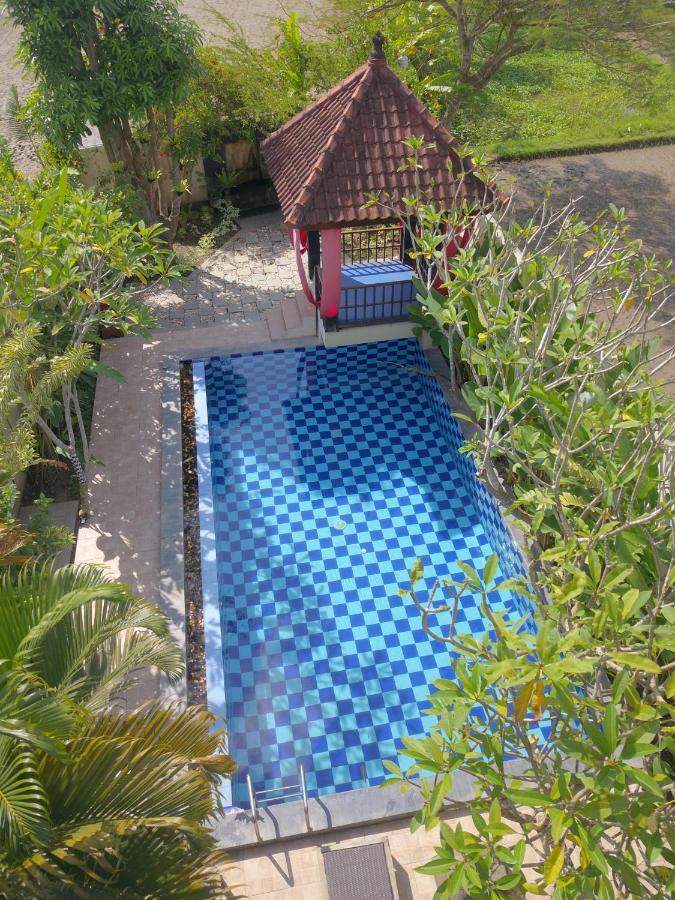 Rosseno Villa Yogyakarta Kültér fotó