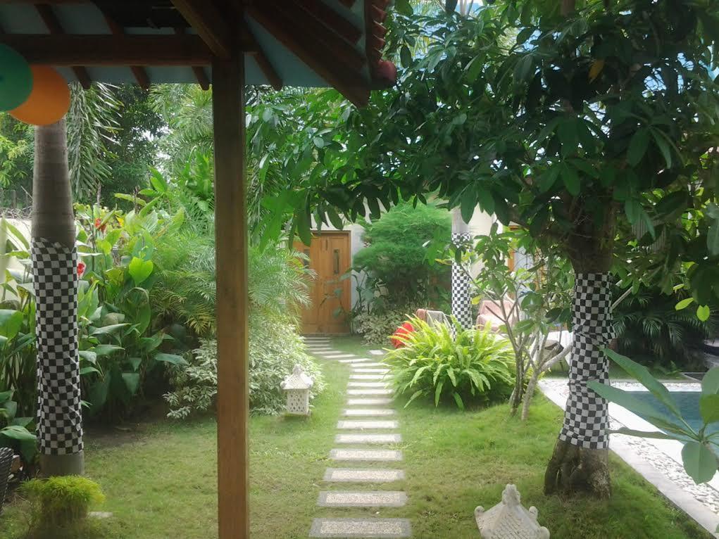 Rosseno Villa Yogyakarta Kültér fotó