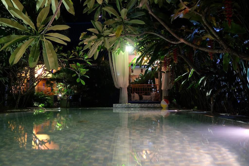 Rosseno Villa Yogyakarta Kültér fotó