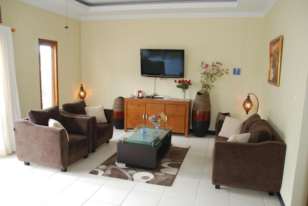 Rosseno Villa Yogyakarta Kültér fotó